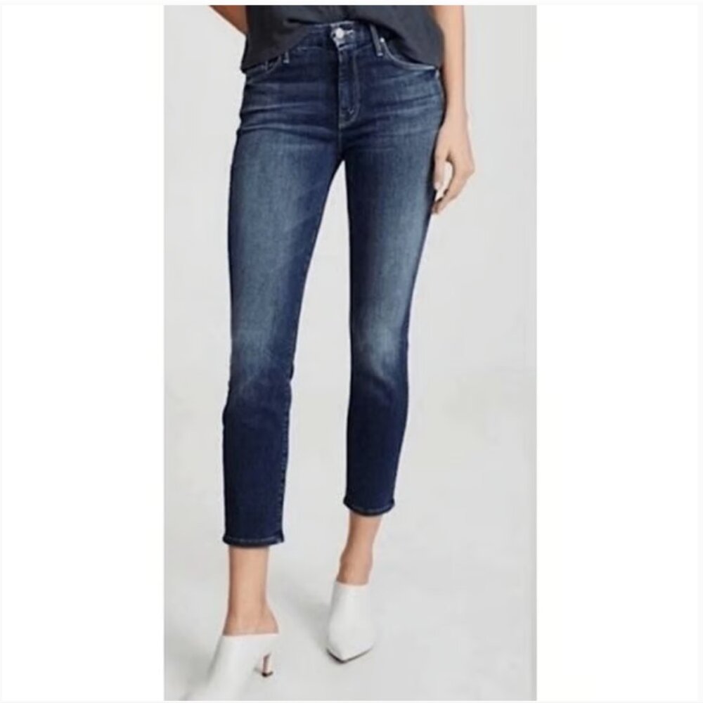 MOTHER Denim Looker Crop Jeans - On the Edge